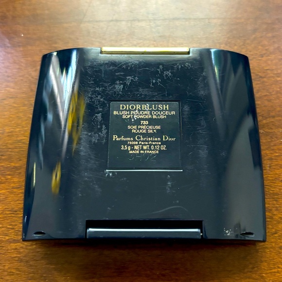 Dior soft powder blush rouge silk #733 - Picture 4 of 4